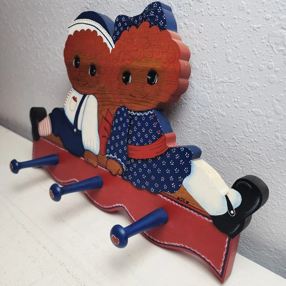 Vintage Wooden Raggedy Ann & Andy Wall Hanger Shelf Red Blue Hearts Rustic Decor